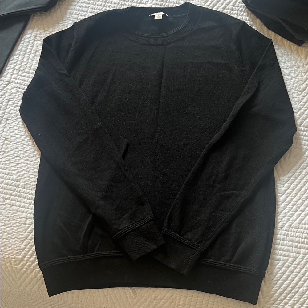 GAP Black Women's Crew Neck Sweater